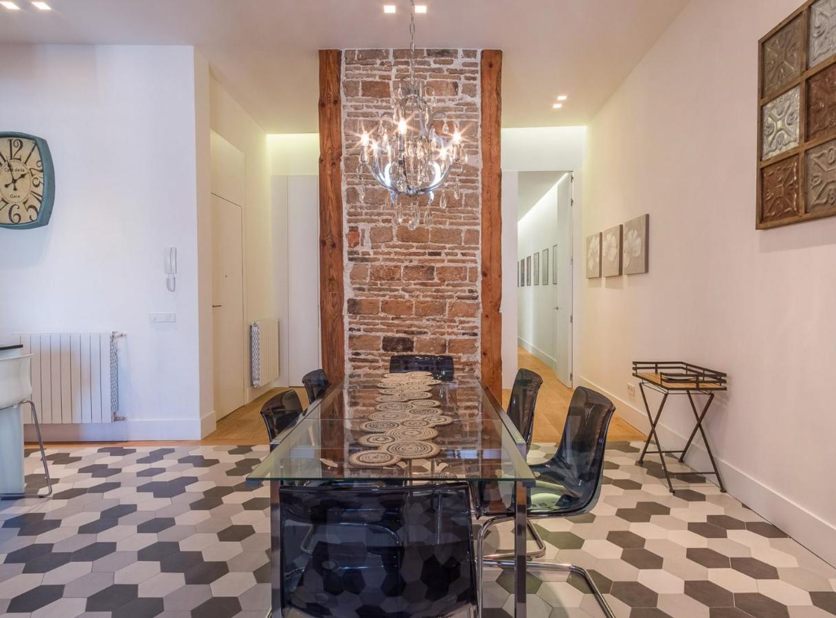 Bailen Palacio Real Apartment Madrid Bagian luar foto
