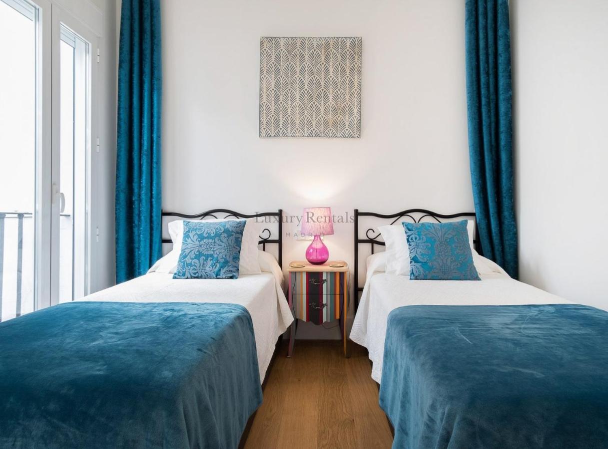 Bailen Palacio Real Apartment Madrid Bagian luar foto
